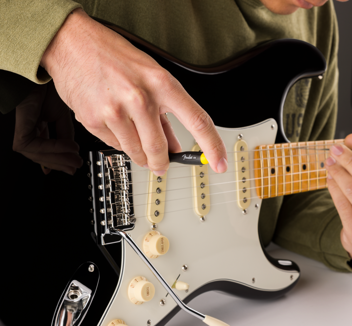 Set Destornillador y Regla Fender