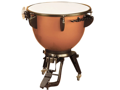 Majestic MTG2600AP — Timbal Majestic ''Harmonic'' 26'', Fibra De Vidrio Con Llave De Afinación, Cubrepolvo Y Baquetones
