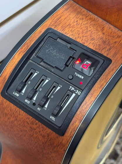 Guitarra Electroacústica Takamine GLD12ENS Natural Satinado – Producto en Remate