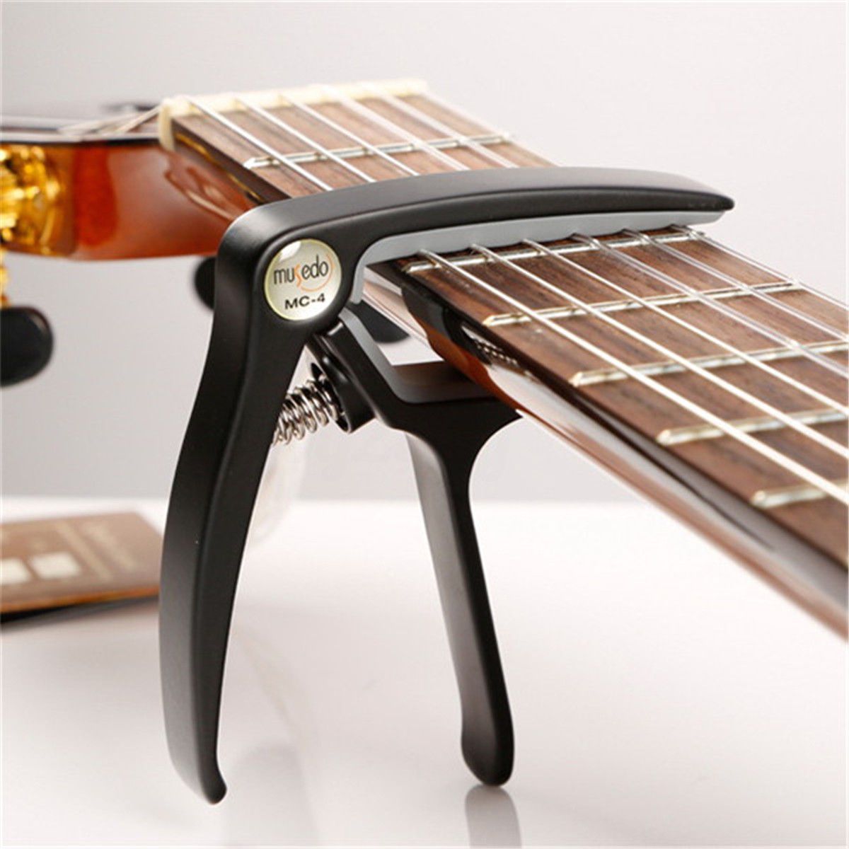 Capo para Guitarra Clasica Musedo Mc-4