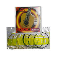 Juego de Cuerdas Alice Guitarra Clásica Nylon Negro Dorado Tensión Alta A107BKH