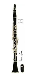 Clarinete Silvertone Baquelita Negro 17 Llaves con Estuche