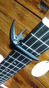Capo Musedo para Ukelele Negro Mc-3b