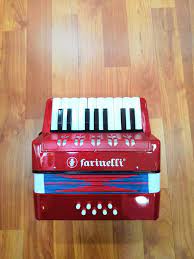 Acordeon Infantil de 17 Teclas para Niño Farinelli Rojo