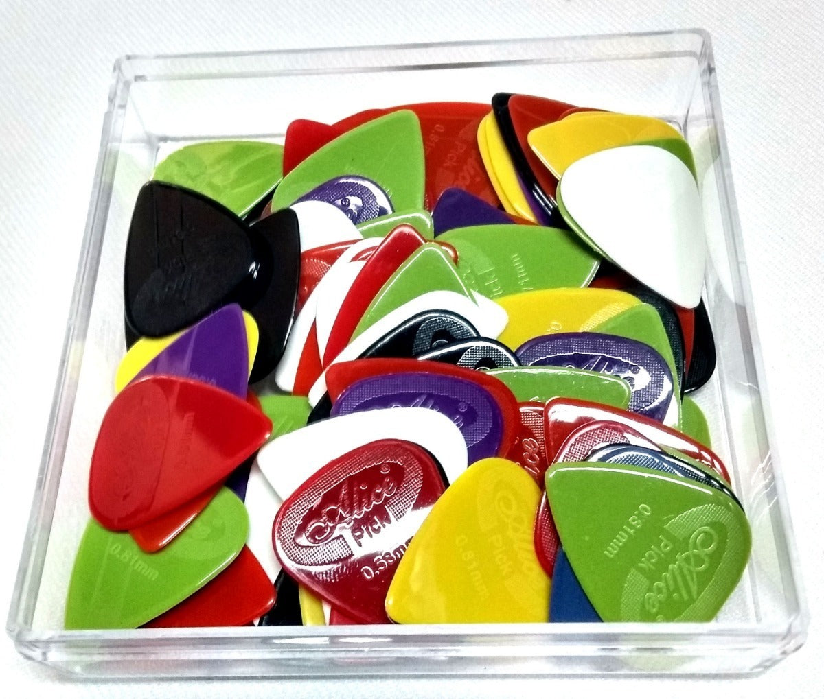 Paquete de 100 Plumillas Alice Nylon con Relieve